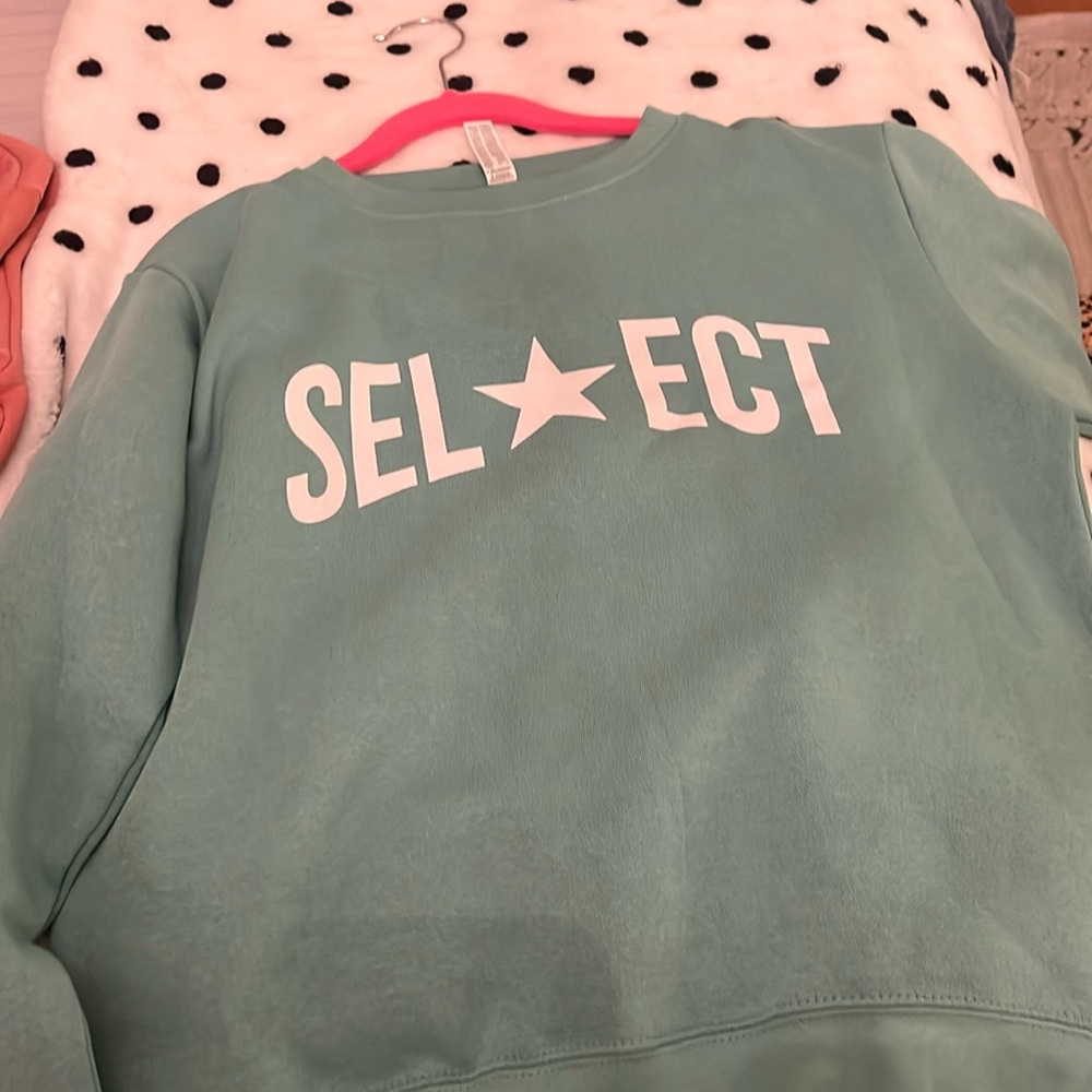 Brand new sweatshirt never worn